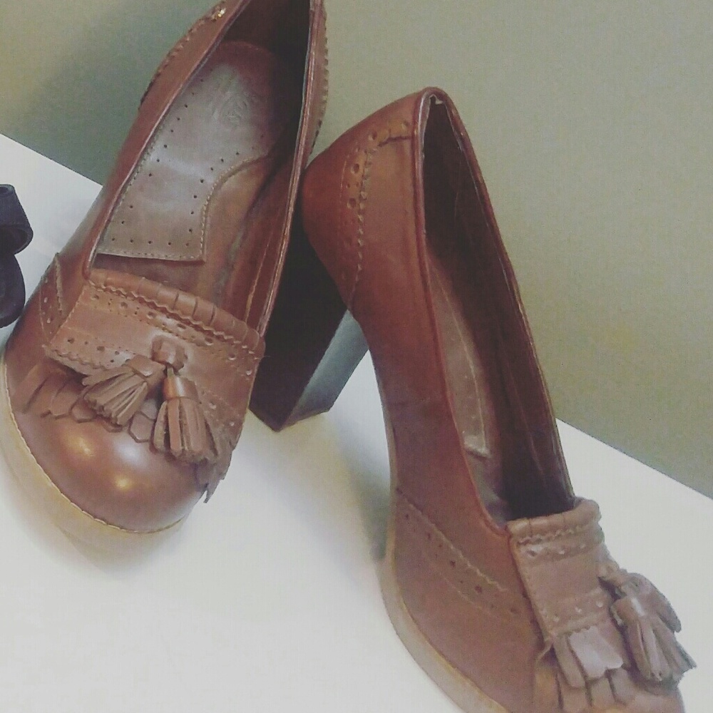 Bass shoes

Bass-khylie